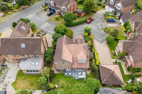 manor farm close-35.jpg