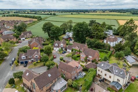 manor farm close-34.jpg