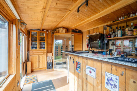 Outbuilding