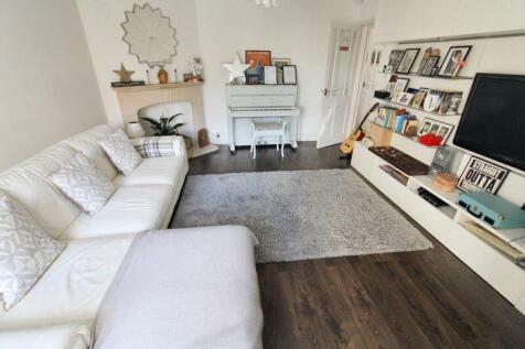 Lounge 2