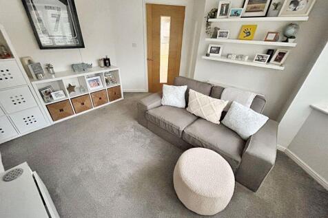 Second sitting room