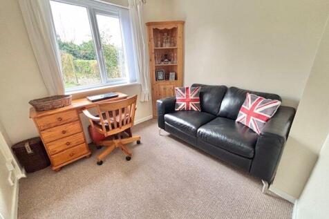 Study/Bedroom 5