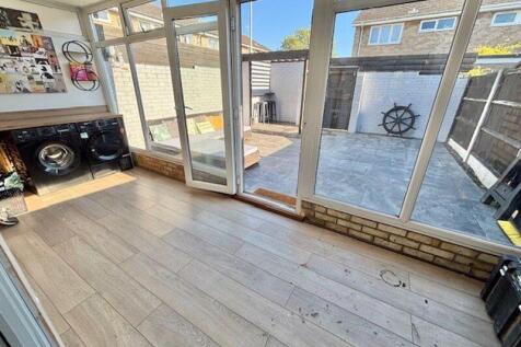 Utility Garden Room
