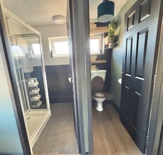 Shower/WC