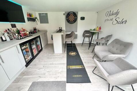Bar room