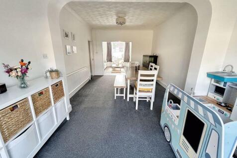 Garden/play room