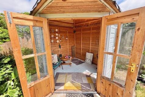 Summer house