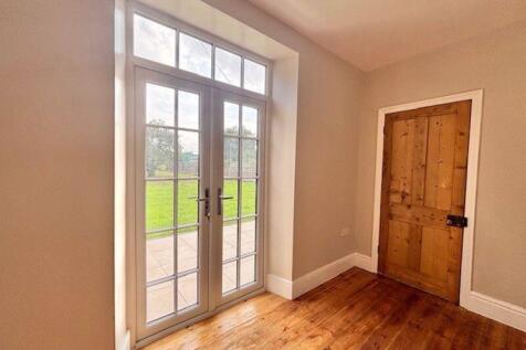 Lounge doors