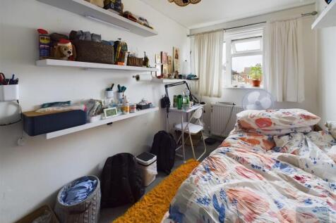CAM02558G0-PR0187-ST