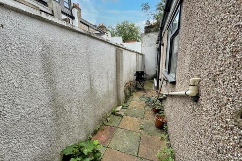 Court Yard Garden