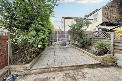 Rear Garden: