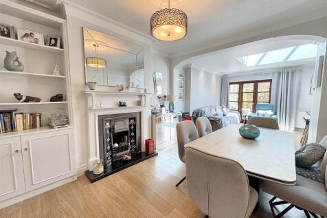 Lounge / Diner