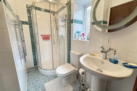 Shower Room (Semi-Ensuite)