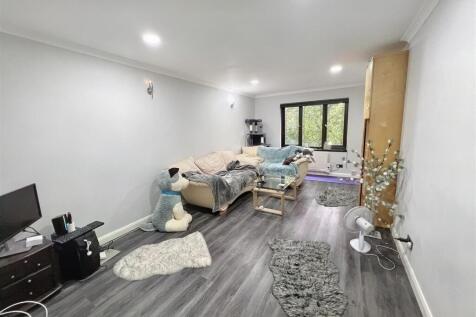 Lounge: