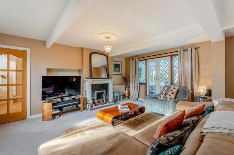 8637765-interior01.jpg