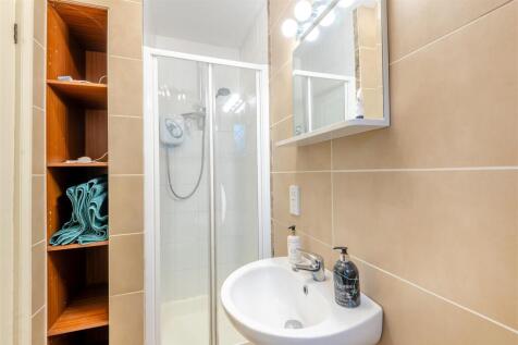 8637765-interior31.jpg
