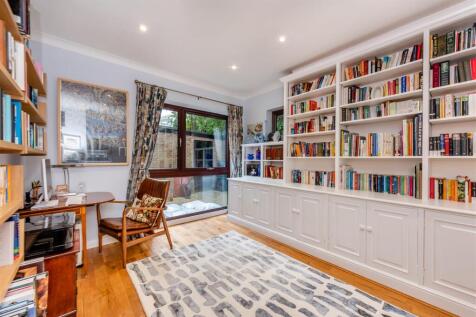 8617745-interior10.jpg