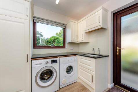 8617745-interior33.jpg