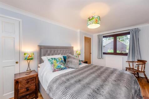 8617745-interior1411.jpg