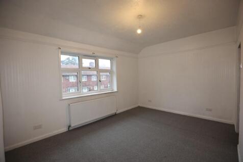 Bedroom 1.jpg