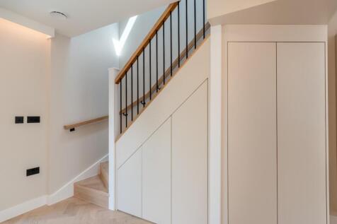 8646030-interior29.jpg