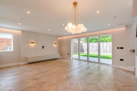 8646030-interior32.jpg