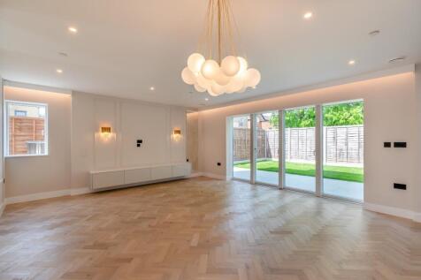 8646030-interior26.jpg