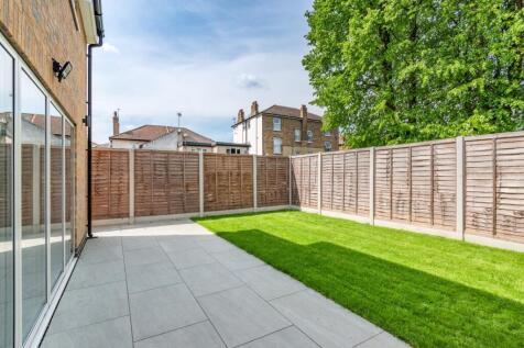 8646030-exterior14.jpg