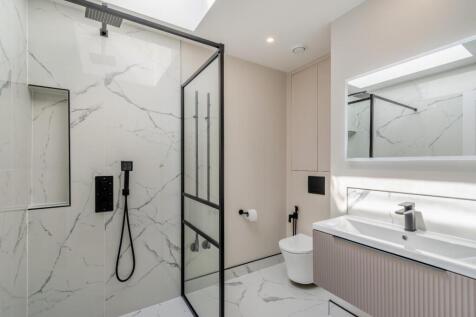 8646030-interior38.jpg