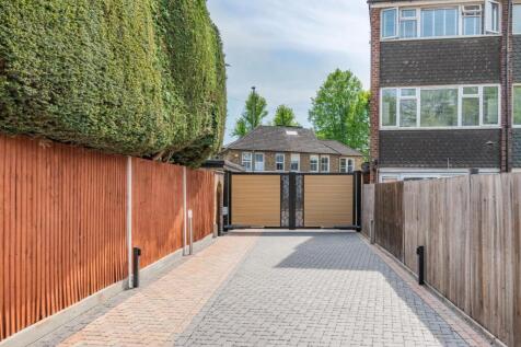 8646030-exterior02.jpg