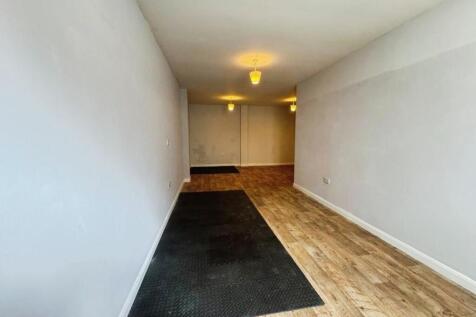 pbox-bedroom-330229.jpeg