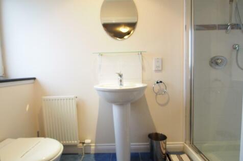 Bedroom 2 en-suite