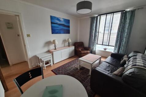lounge 2