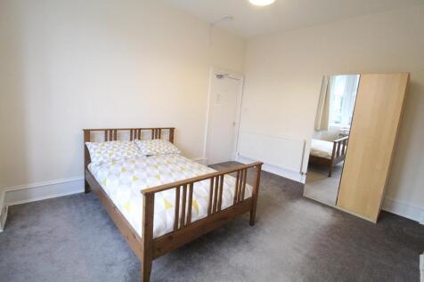 Bedroom 3 (2)