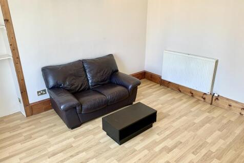 Lounge 2