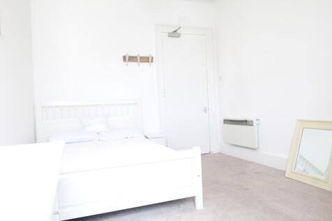 Bedroom 2 alt