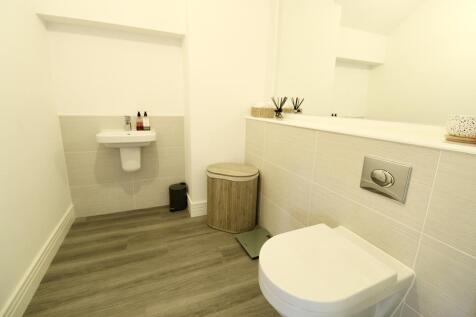 Cloakroom WC
