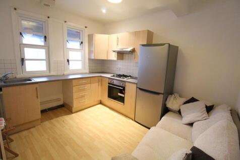 Lounge/Kitchen