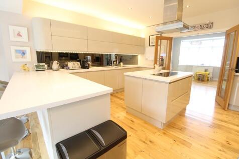 Kitchen 4