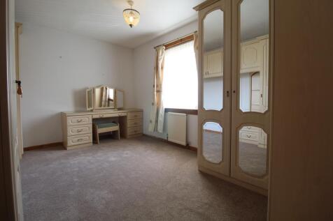 Master Bedroom alt