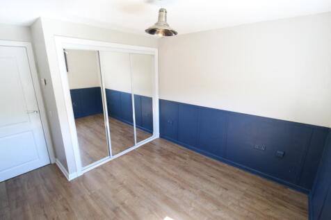 bedroom 1 alt