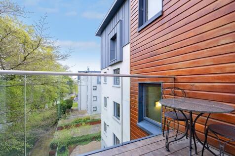 Jura House, Oakhill Grange Flat 73- (21) - 0565