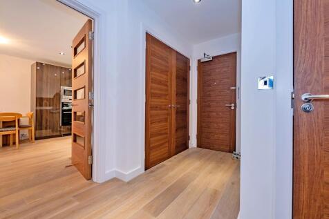Jura House, Oakhill Grange Flat 73- (21) - 0549