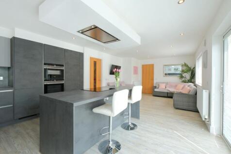Kitchen 4
