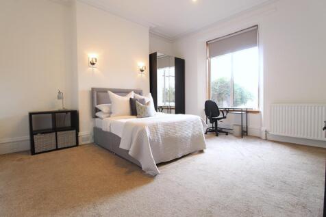 Bedroom 1 alt