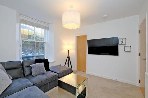 Lounge 2