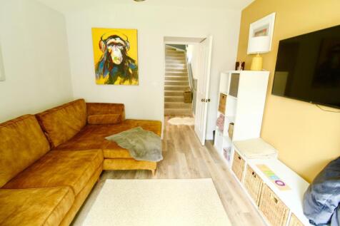 Family Room - photograph 2