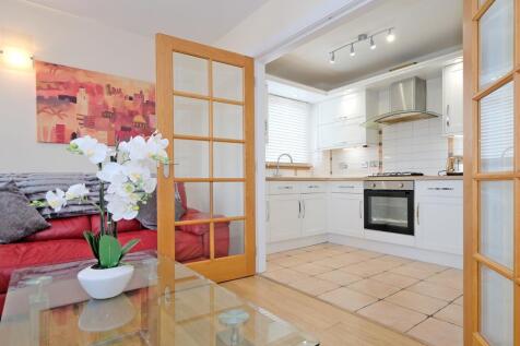 Lounge/Kitchen