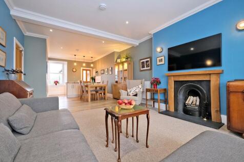lounge with kitchen