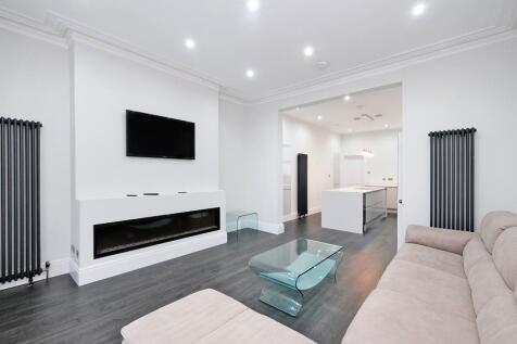 Lounge 3